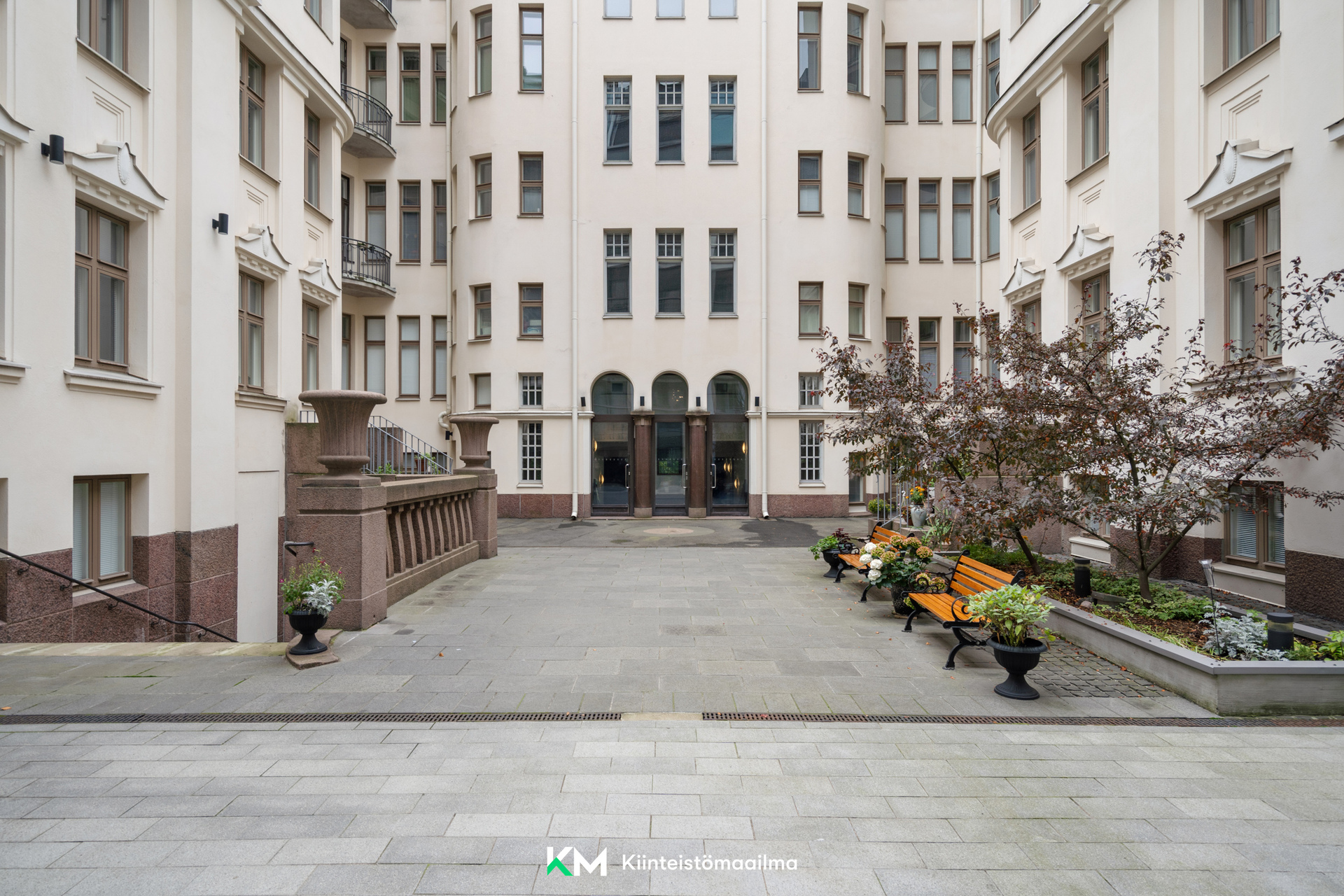 Mikonkatu 11, Kluuvi, Helsinki