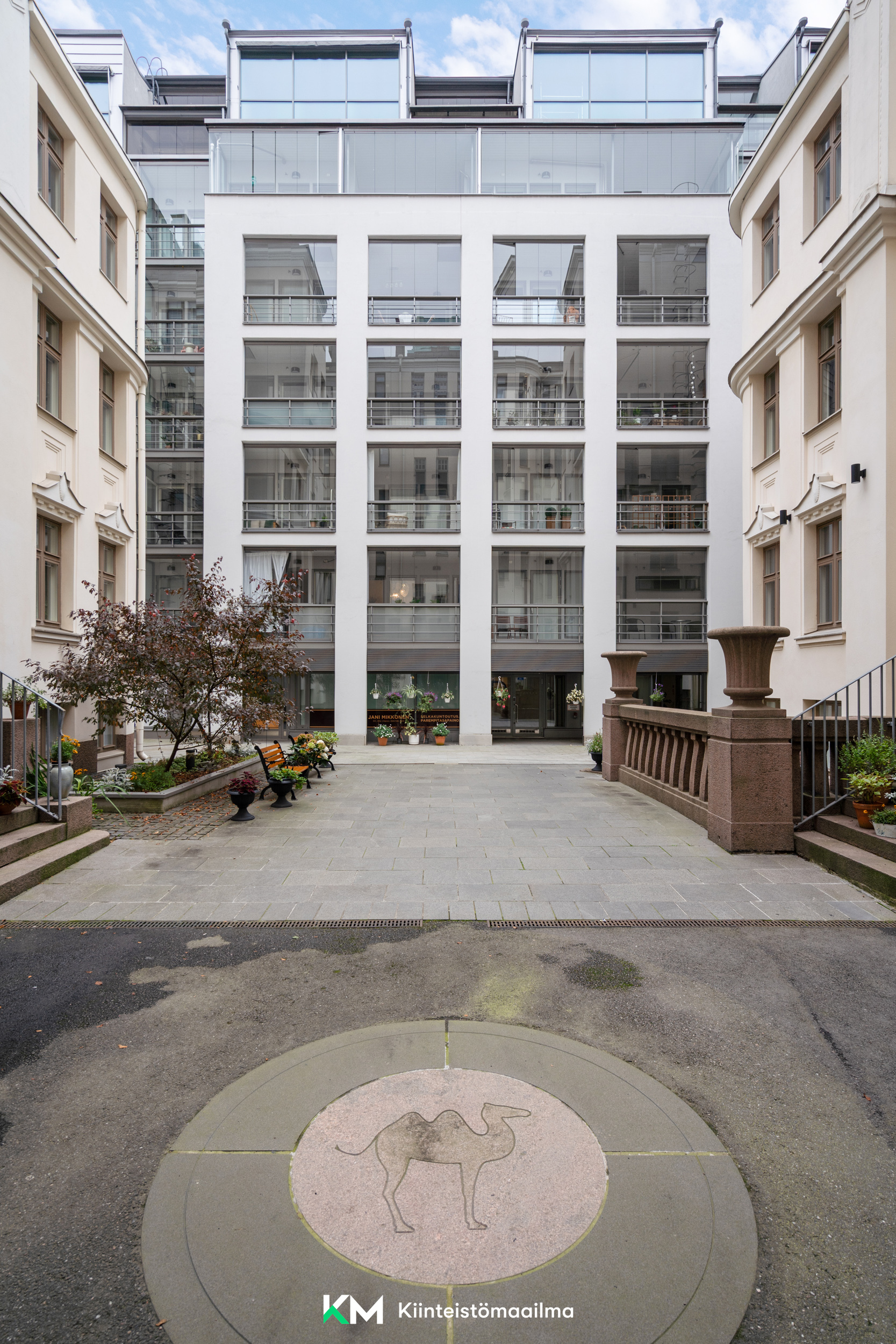 Mikonkatu 11, Kluuvi, Helsinki