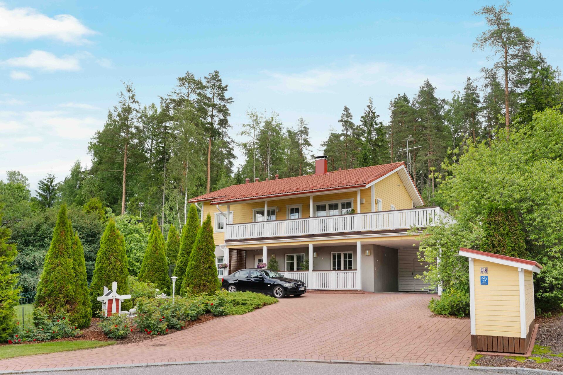 Linnankalliontie 18, Kivistö, Vantaa