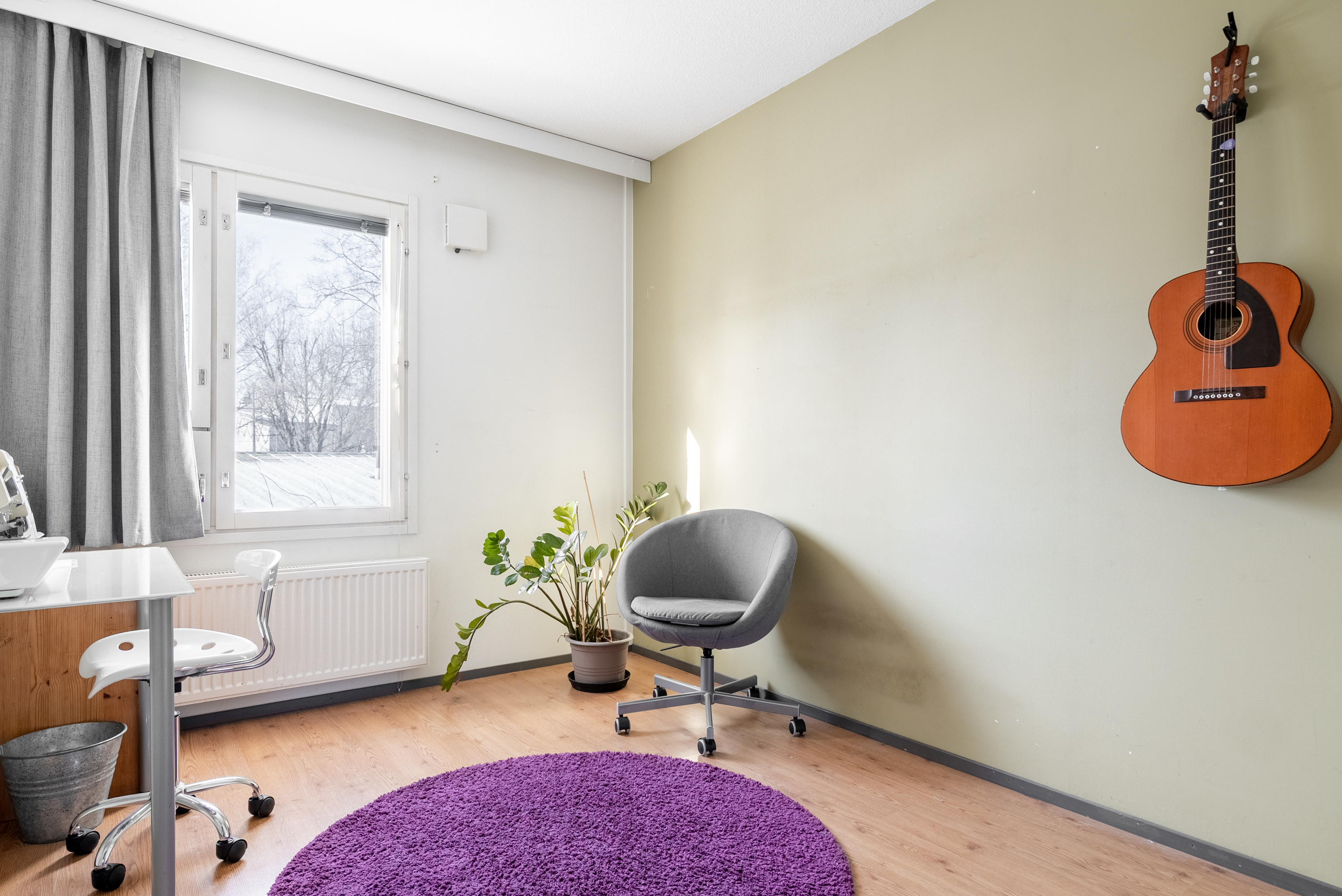 Yläkerran kolmas makuuhuone