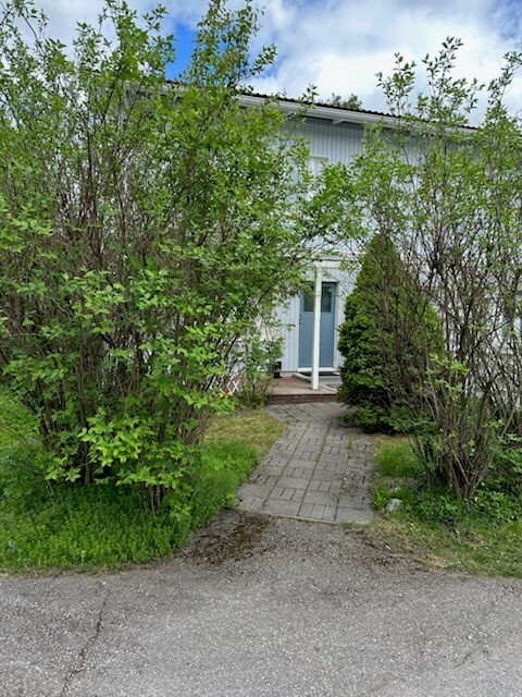 Yläkaskentie 12, Tapaninkylä, Helsinki