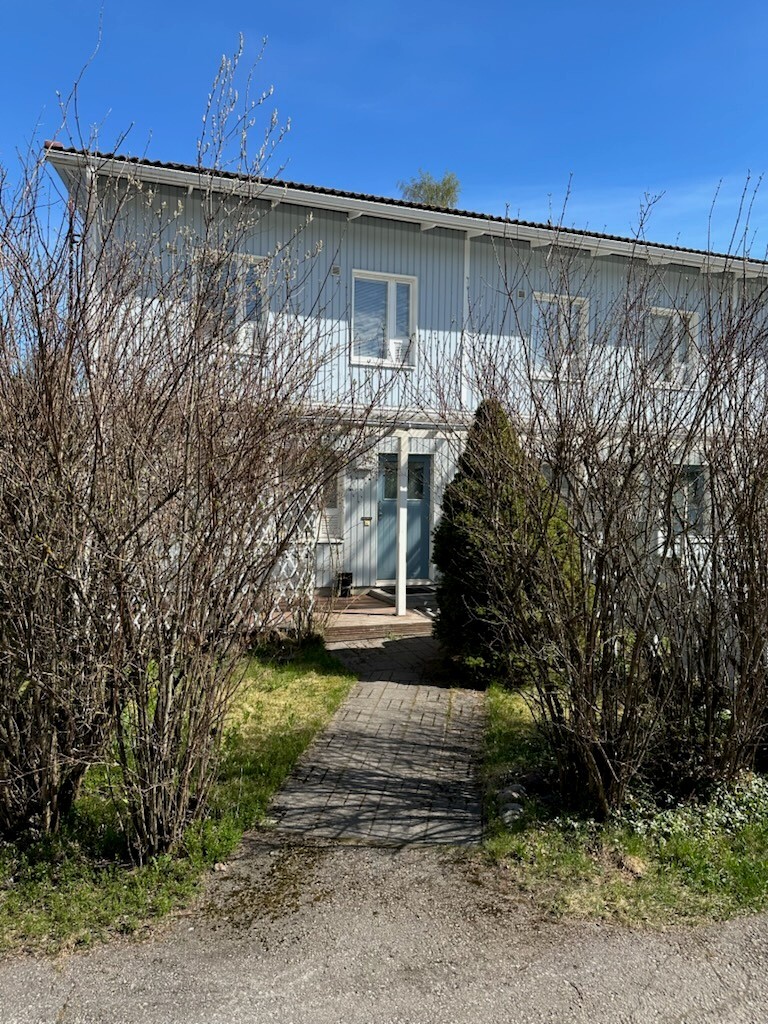 Yläkaskentie 12, Tapaninkylä, Helsinki