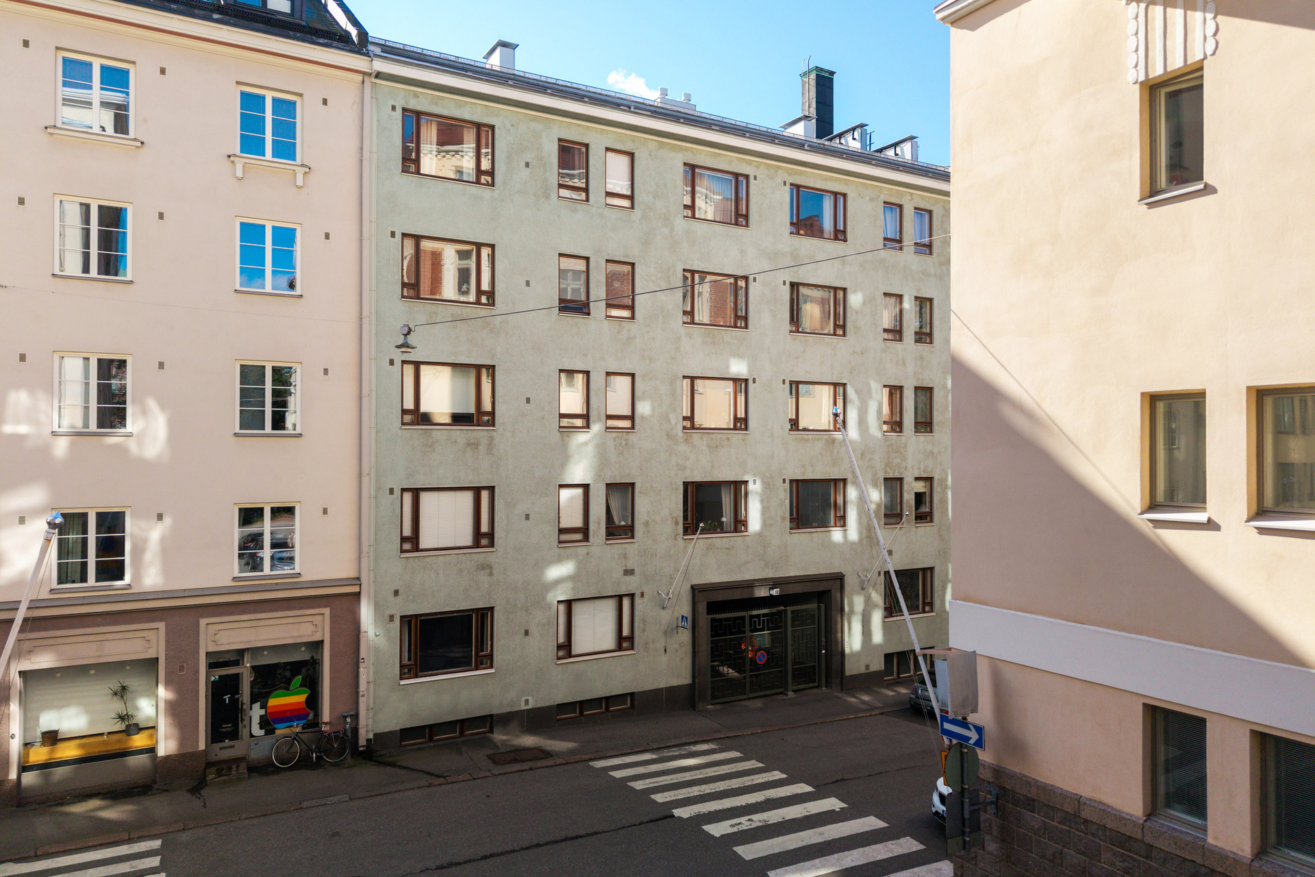 Tarkk'ampujankatu 12, Ullanlinna, Helsinki