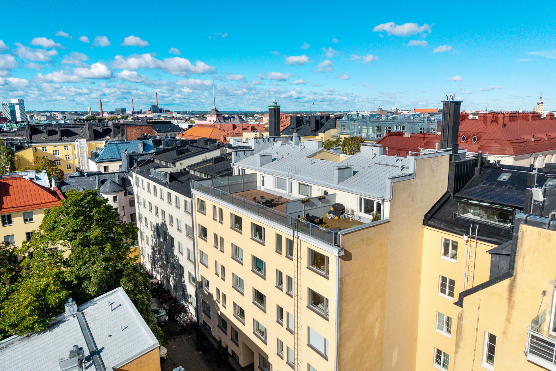 Tarkk'ampujankatu 12, Ullanlinna, Helsinki