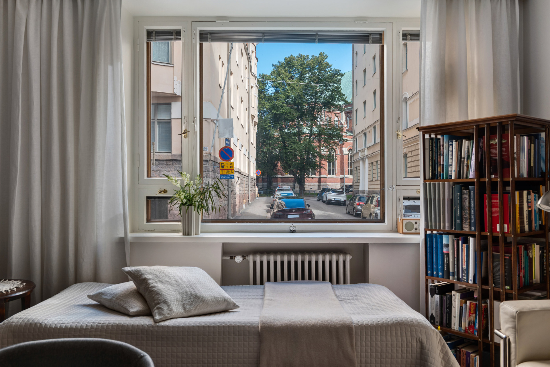 Tarkk'ampujankatu 12, Ullanlinna, Helsinki
