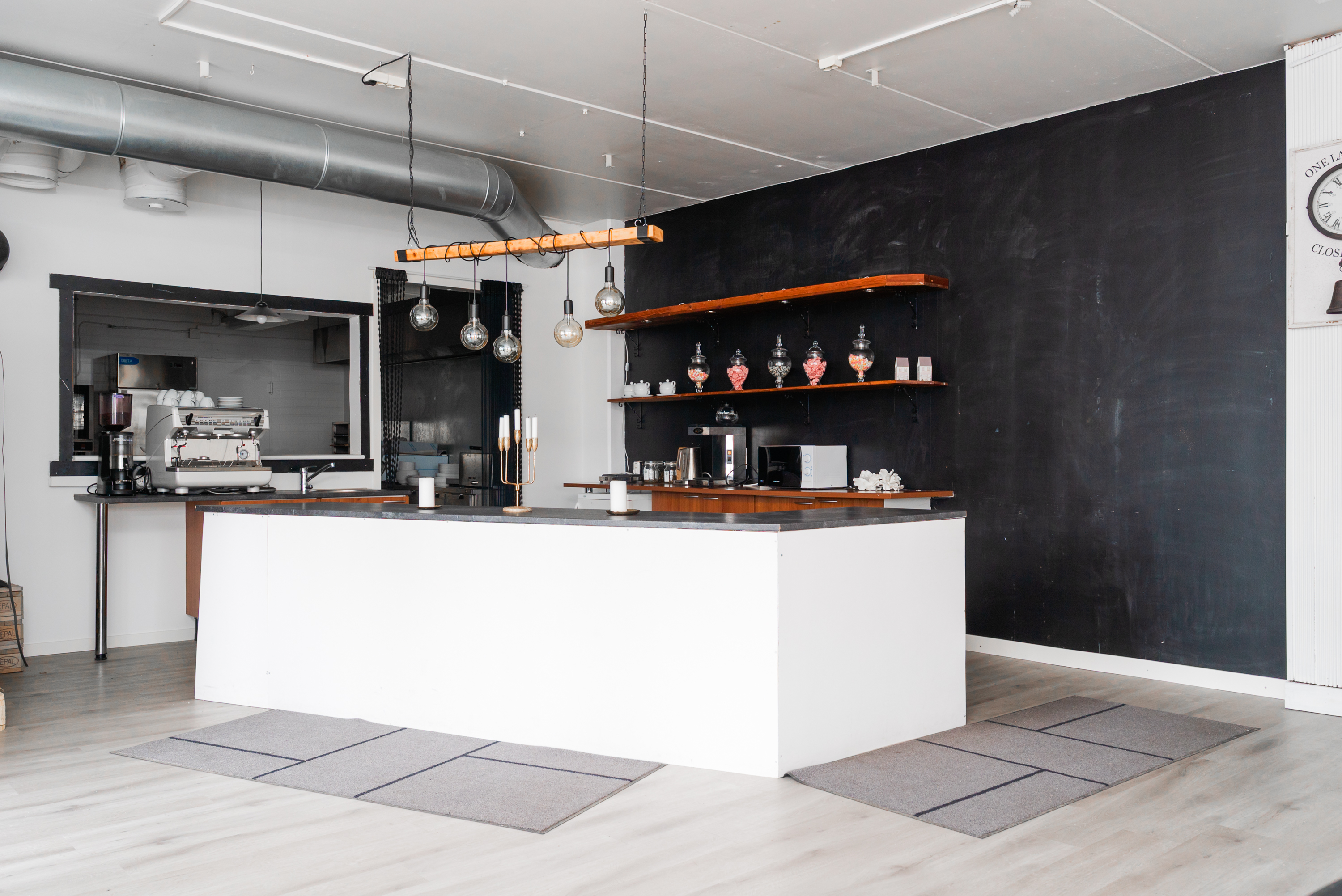 Virastotie 2, Muurame