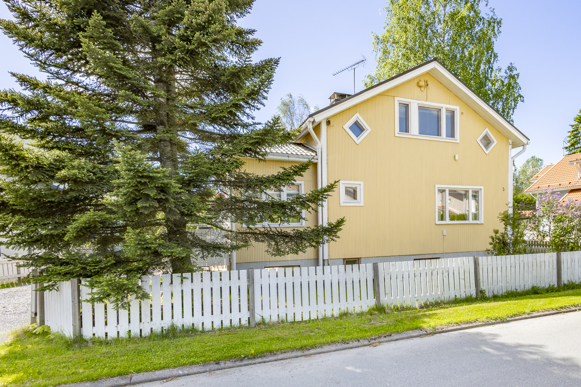 Etumartinkatu 5, Martti, Hyvinkää