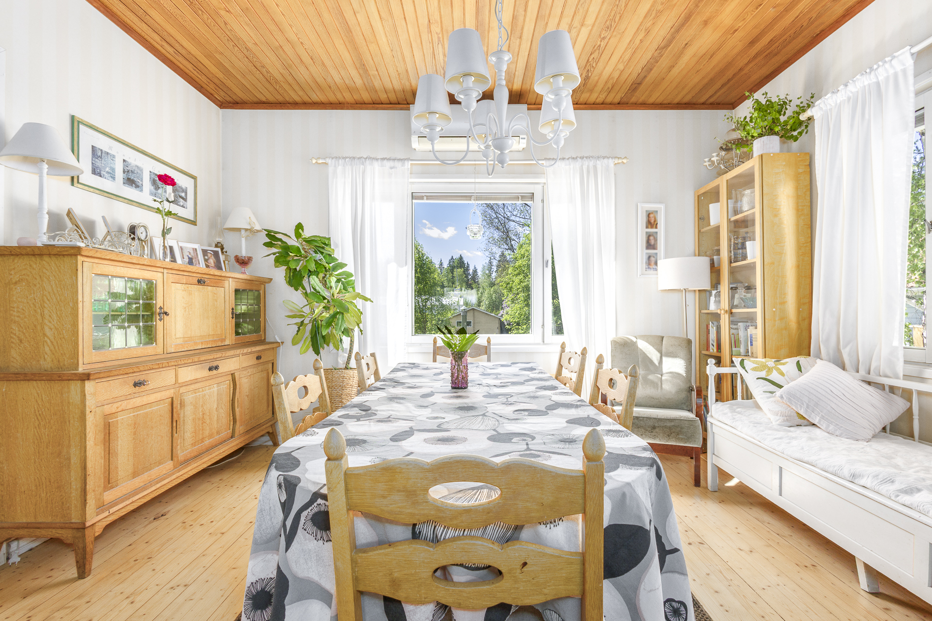 Etumartinkatu 5, Martti, Hyvinkää