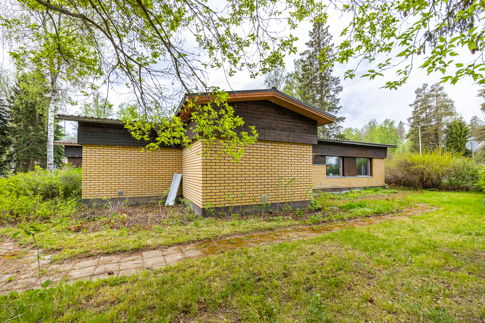Huuhkajantie 1, Loimalahti, Hämeenlinna