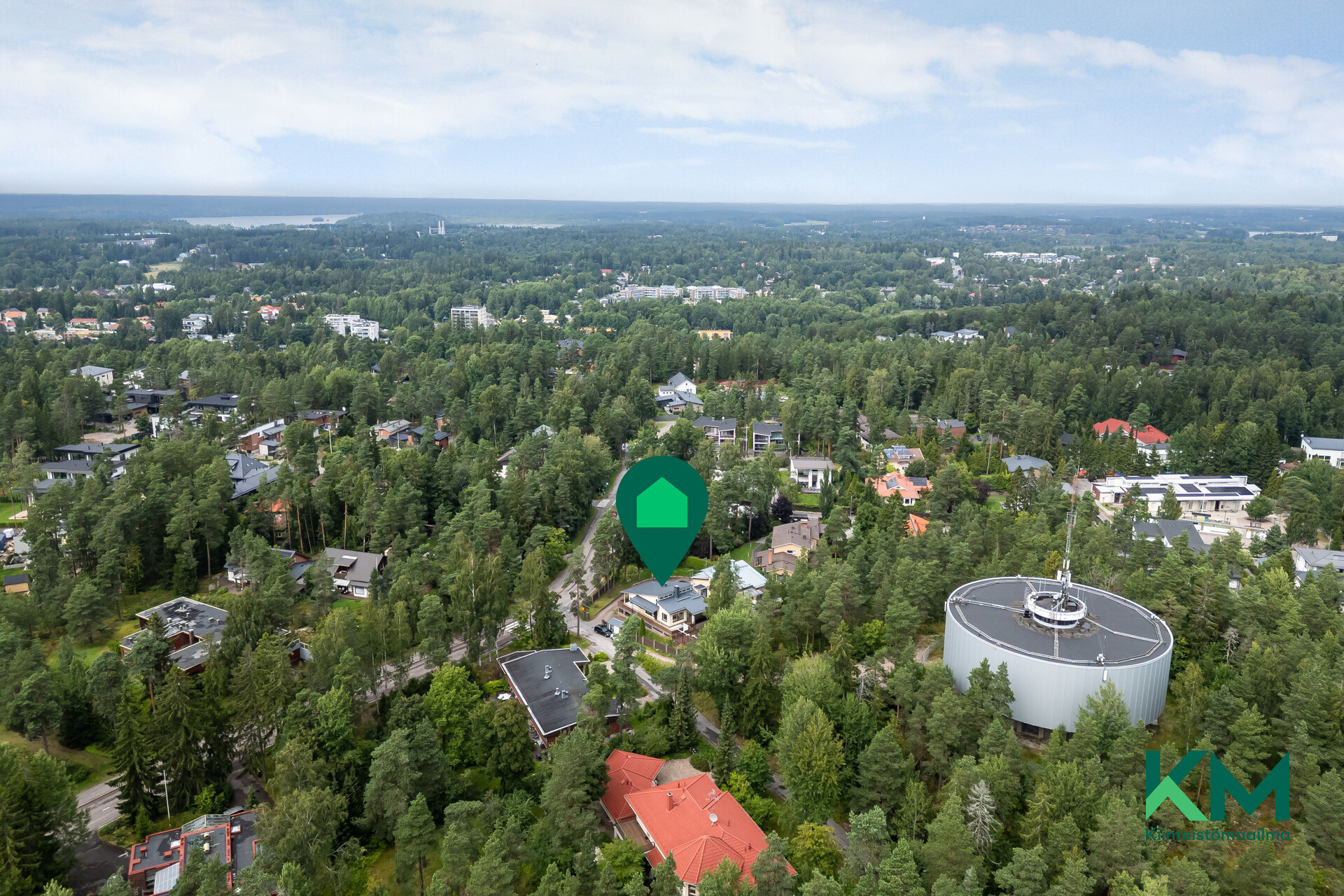 Vesitorninpolku 2, Kauniainen