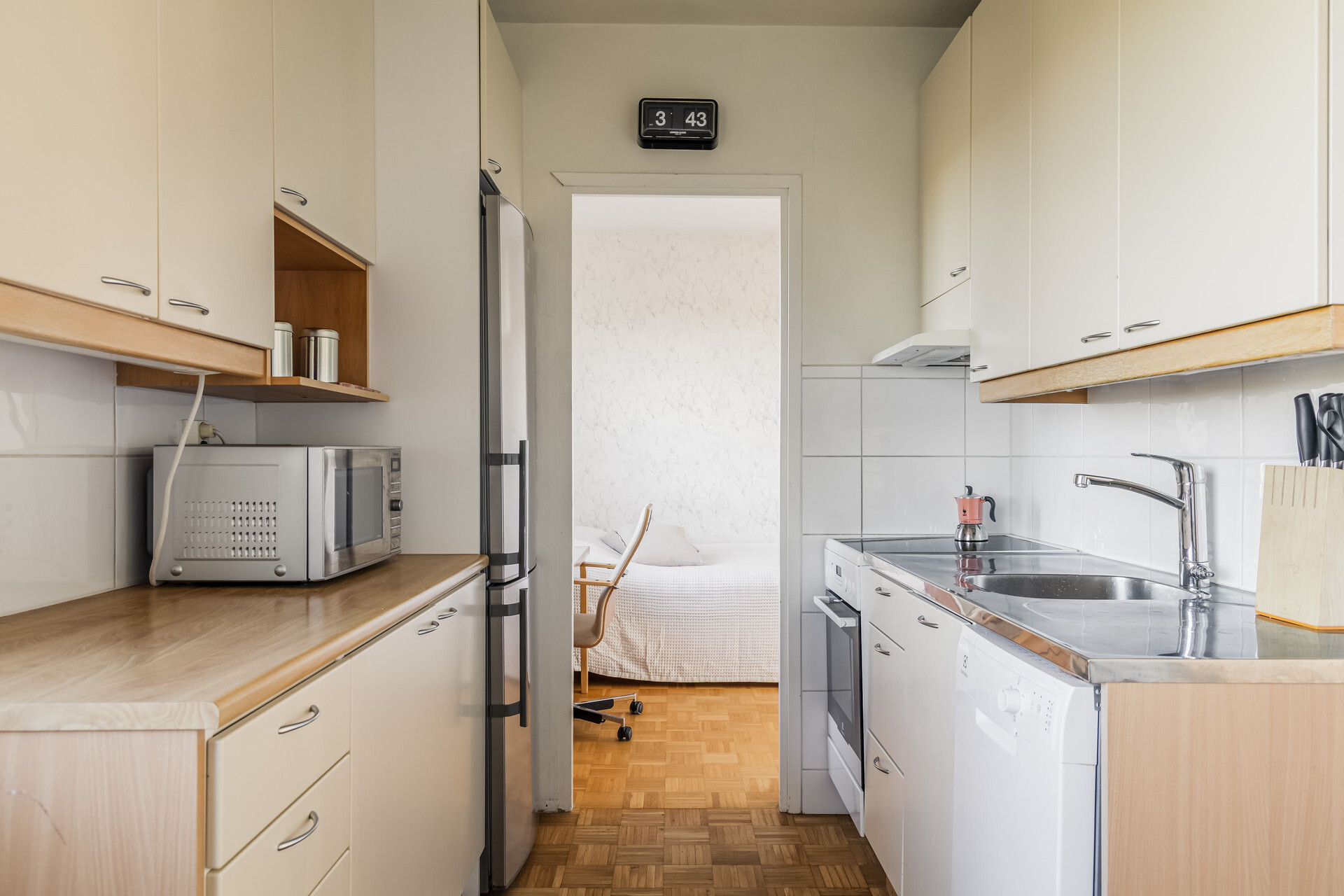 Porintie 2, Munkkivuori, Helsinki