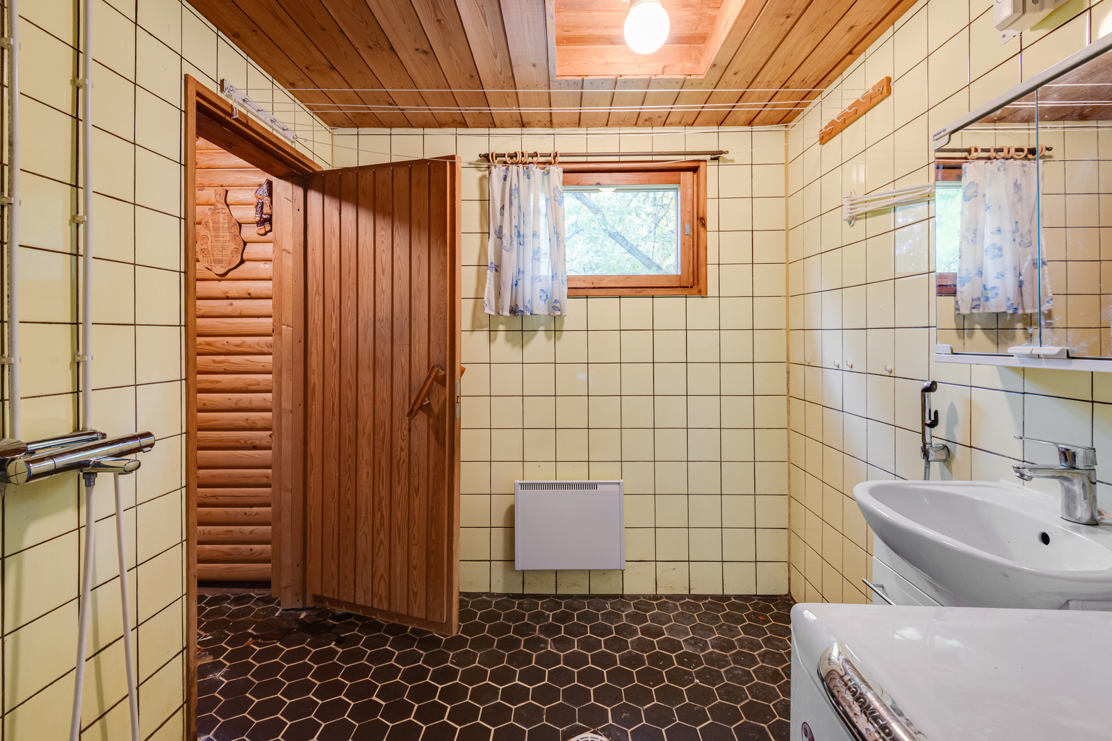 Linnakummuntie 6, Perttula, Nurmijärvi