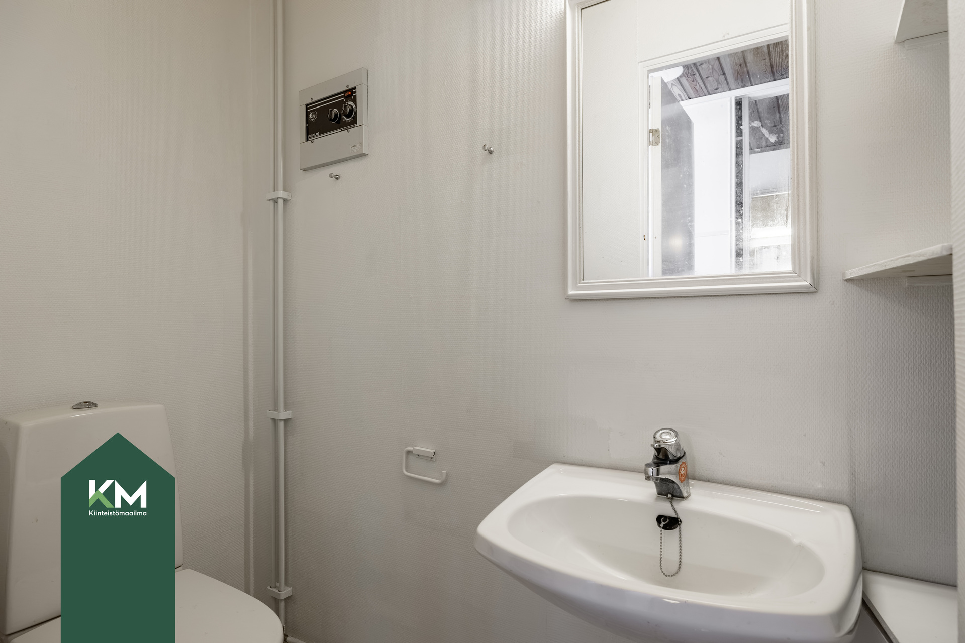 Erillinen wc 2
