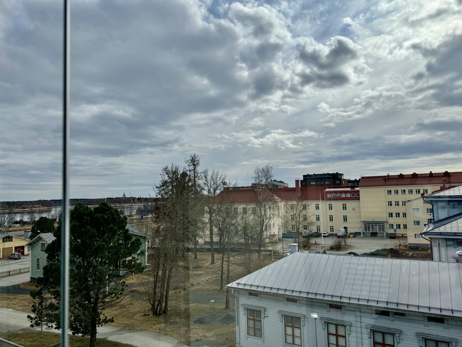 Viiden kerros ja näköalat kaupungin ylle