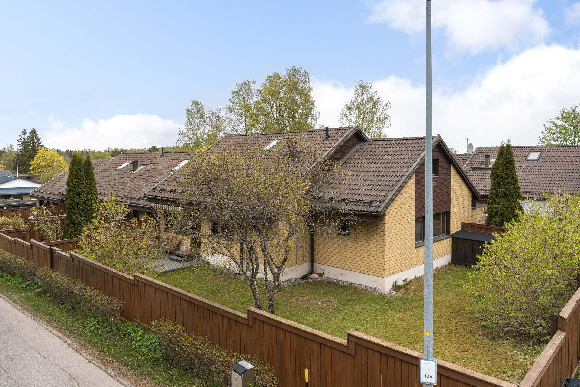 Alkukuja 2-6, Länsi-Pakila, Helsinki