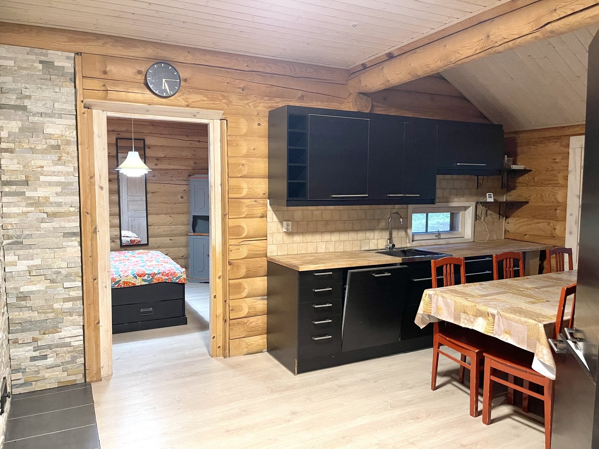 Huuhilonjärventie 60, Ylä-Vieksi, Kuhmo