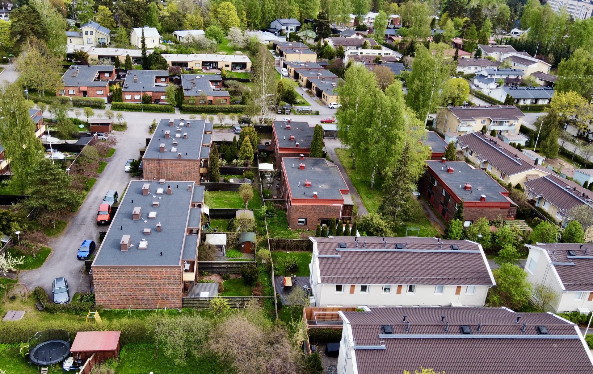 Ihanan idyllinen ja viihtyisä pientaloalue 