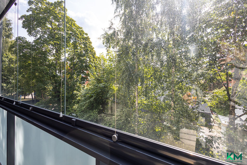 Uusikatu 10, Asemantausta, Lahti