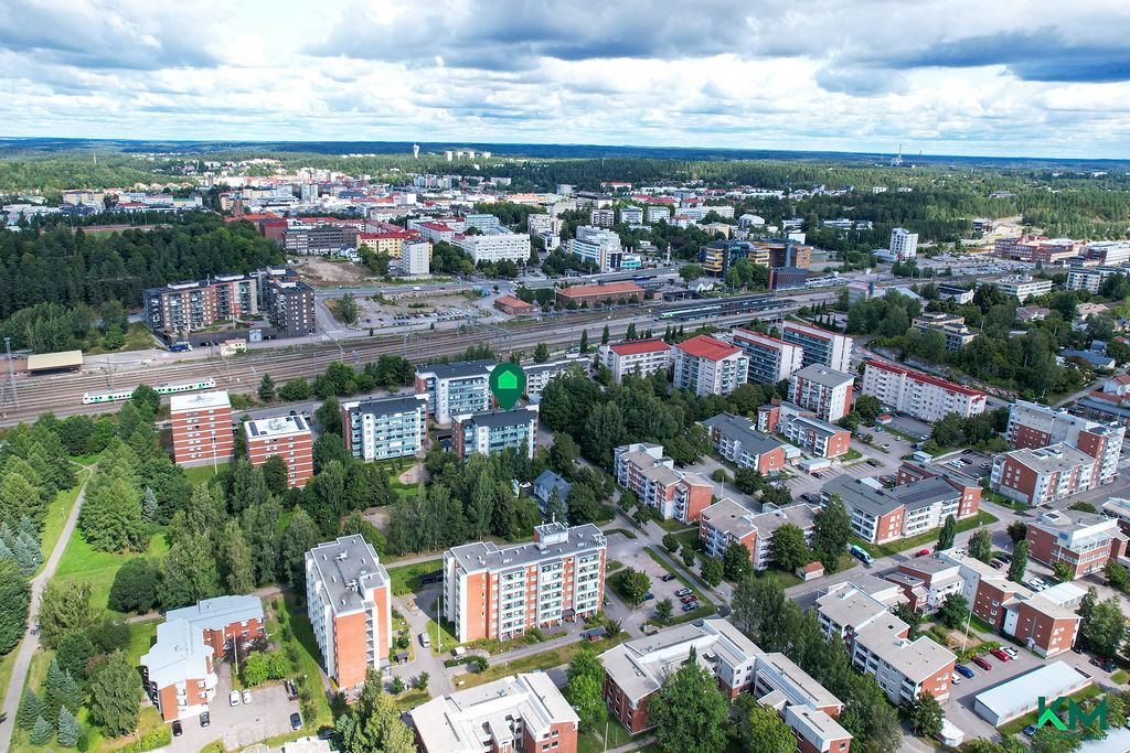 Uusikatu 10, Asemantausta, Lahti